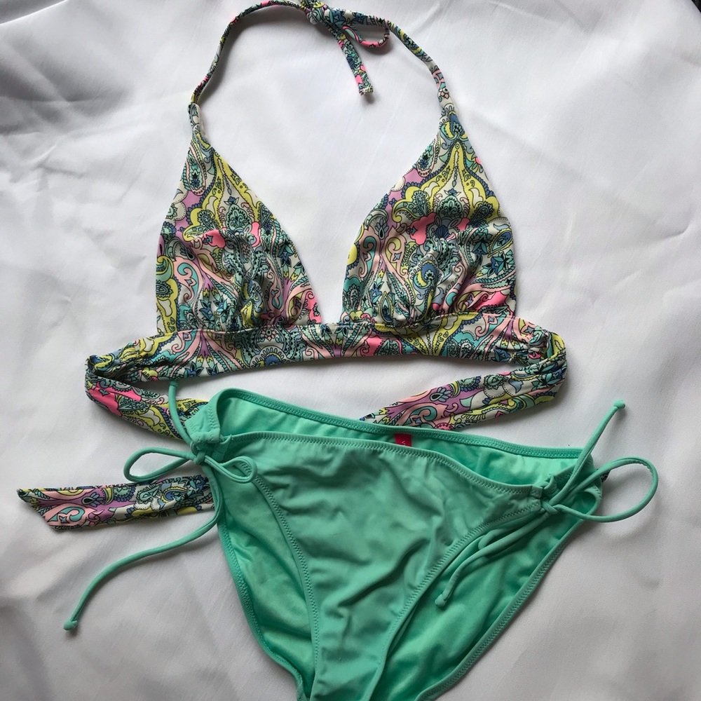 Victoria’s Secret Bikini